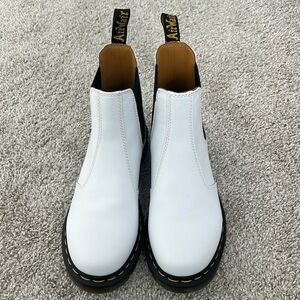 NEW Dr. Martens Boots Softy T. Size 9